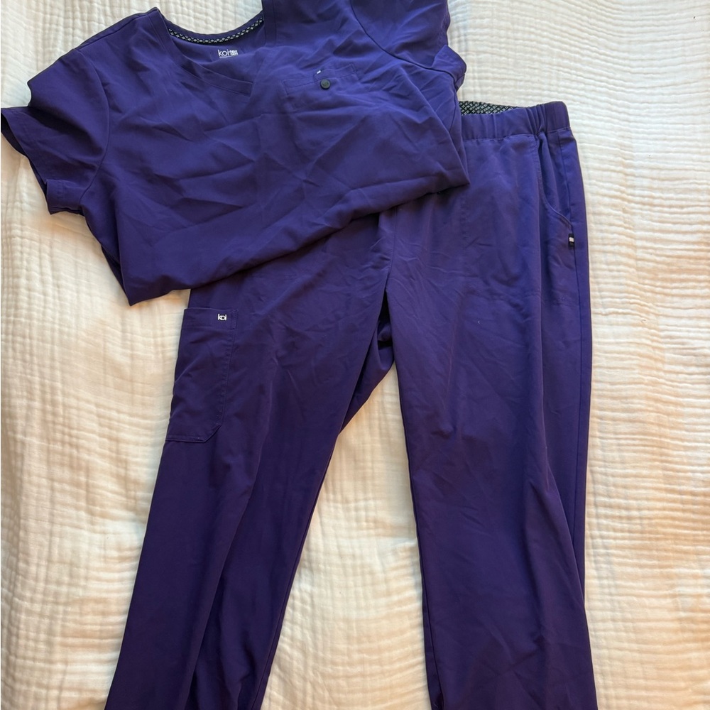 Koi Essentials Women's Scrub Set in Deep Purple